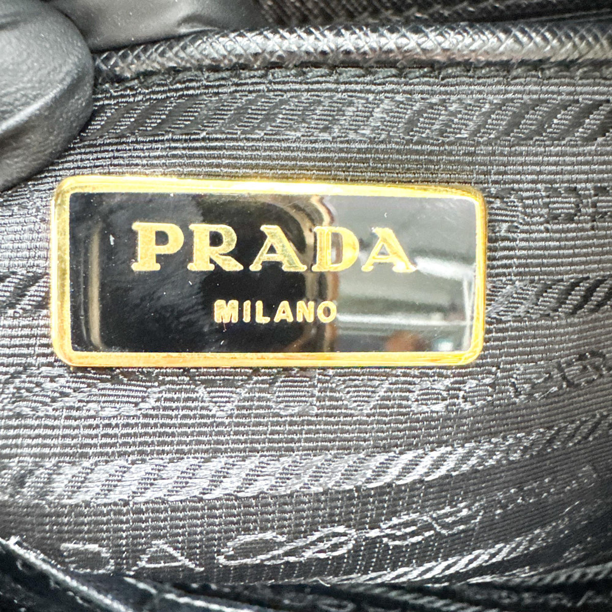 Prada Galliera Saffiano Leather Black Leather Handbag (Pre-Owned)