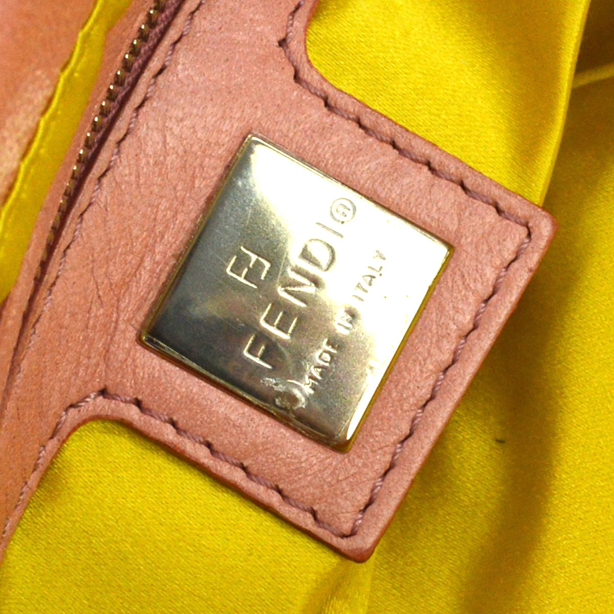 Fendi Baguette Leather Pink Leather Handbag (Pre-Owned)