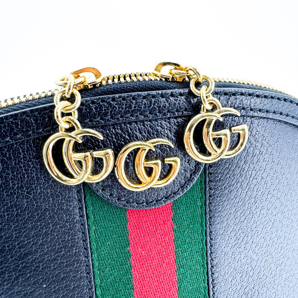 Gucci Ophidia Dome Leather Black Leather Shoulder Bag Bag (Pre-Owned)
