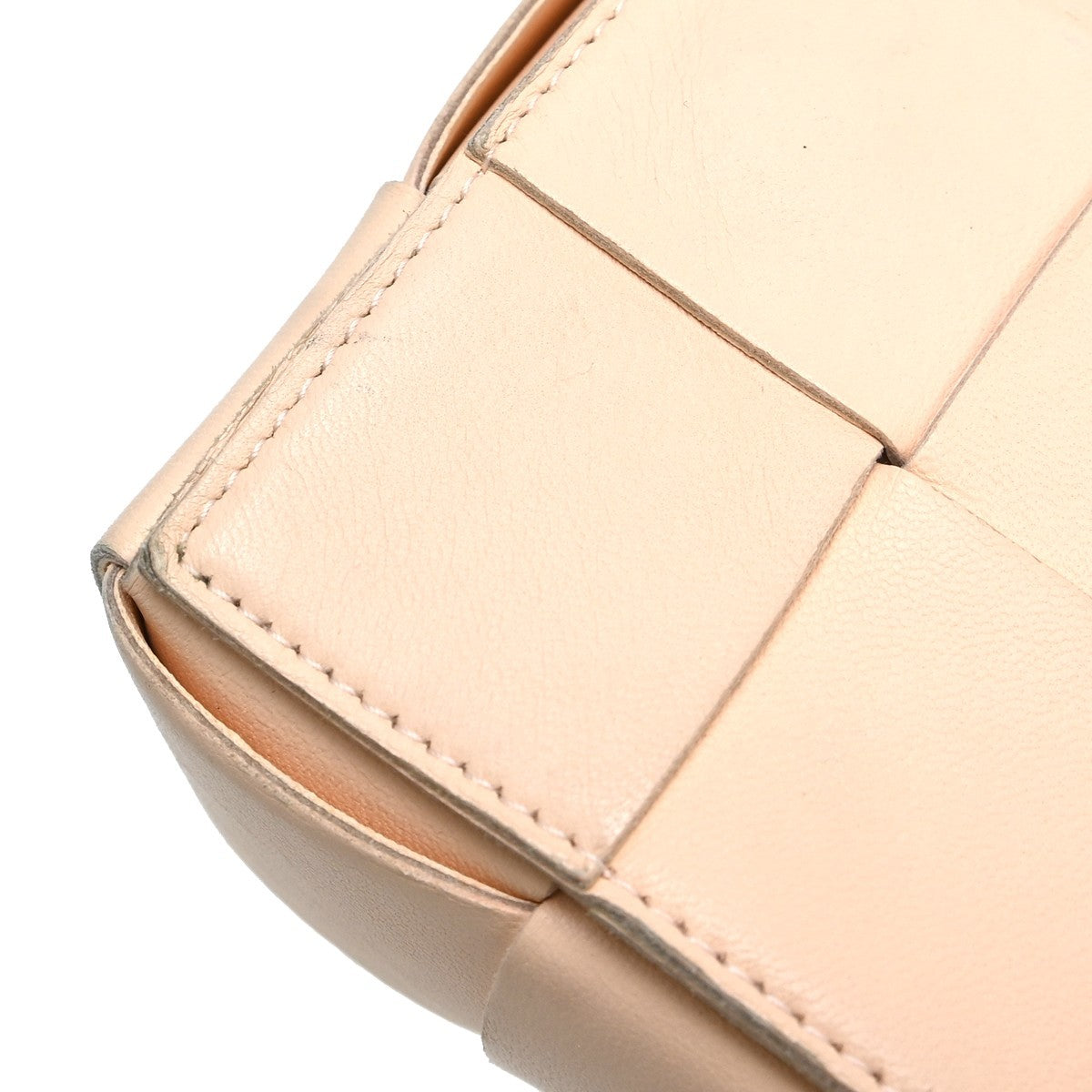 Bottega Veneta Candy Cassette Maxi Intrecciato Leather Pink Leather Crossbody Bag Bag (Pre-Owned)