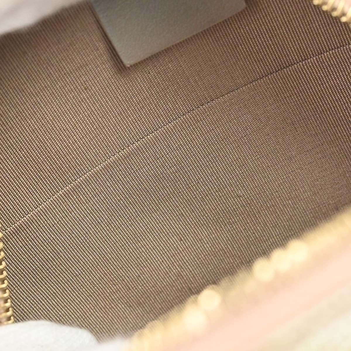 Chanel Round Chain Quilted Caviar Beige Leather Shoulder Bag Bag (Pre-Owned)