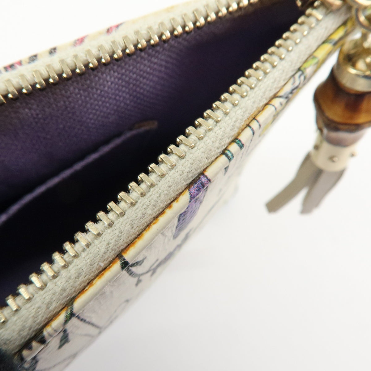 Gucci Bamboo Zip Pouch Flora Leather Beige Leather Clutche & Pouche Bag (Pre-Owned)