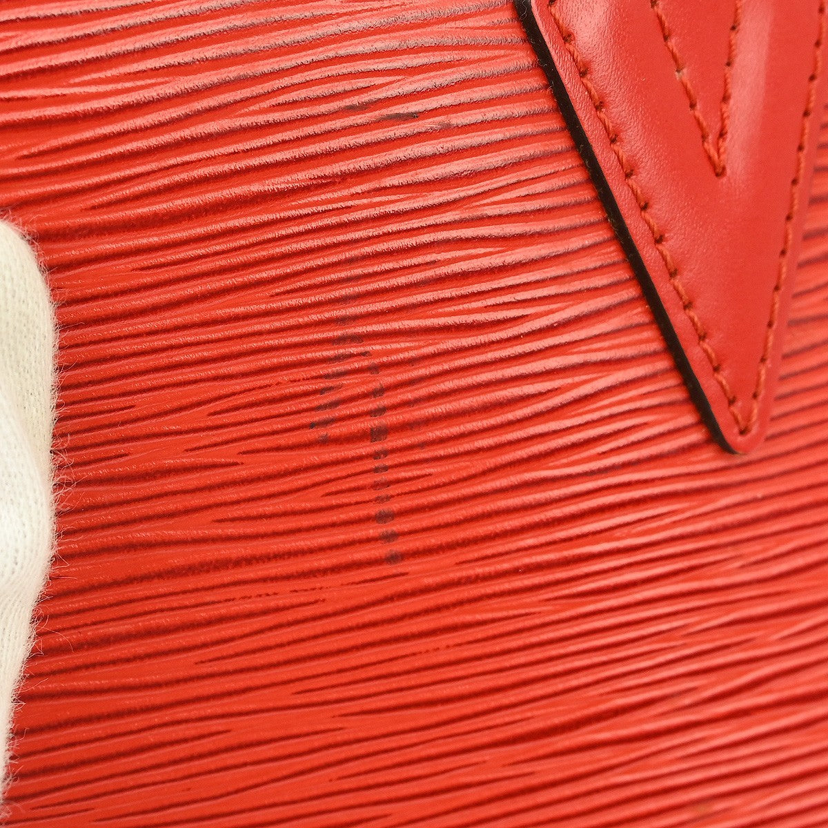 Louis Vuitton Saint Jacques Epi Leather Red Leather Shoulder Bag Bag (Pre-Owned)