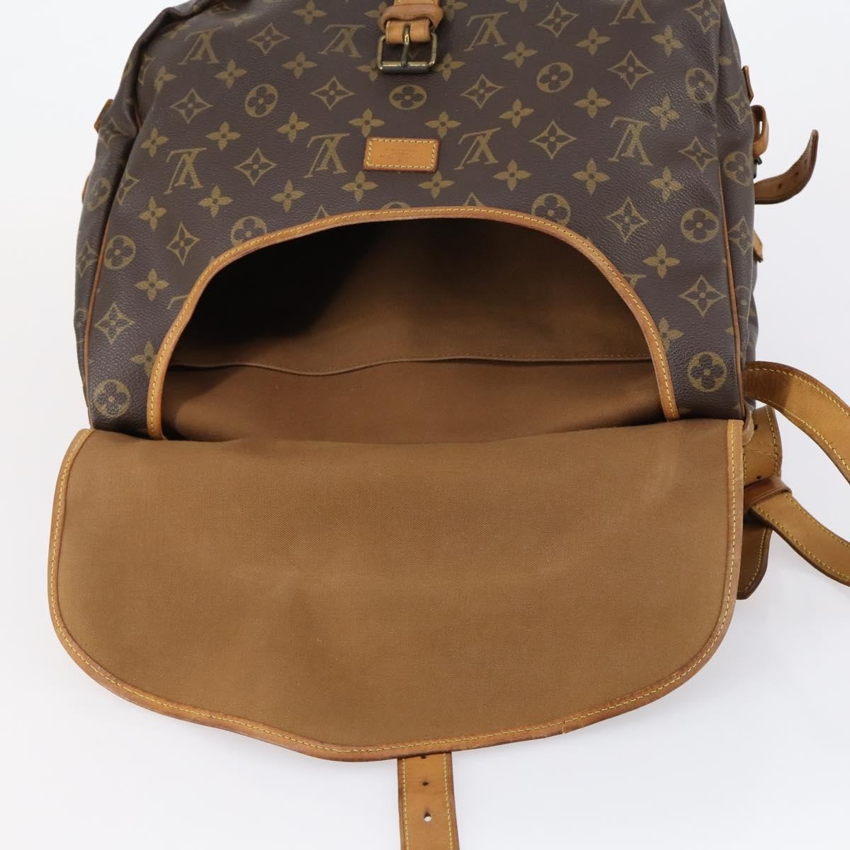 Louis Vuitton Saumur Monogram Canvas Brown Canvas Shoulder Bag Bag (Pre-Owned)