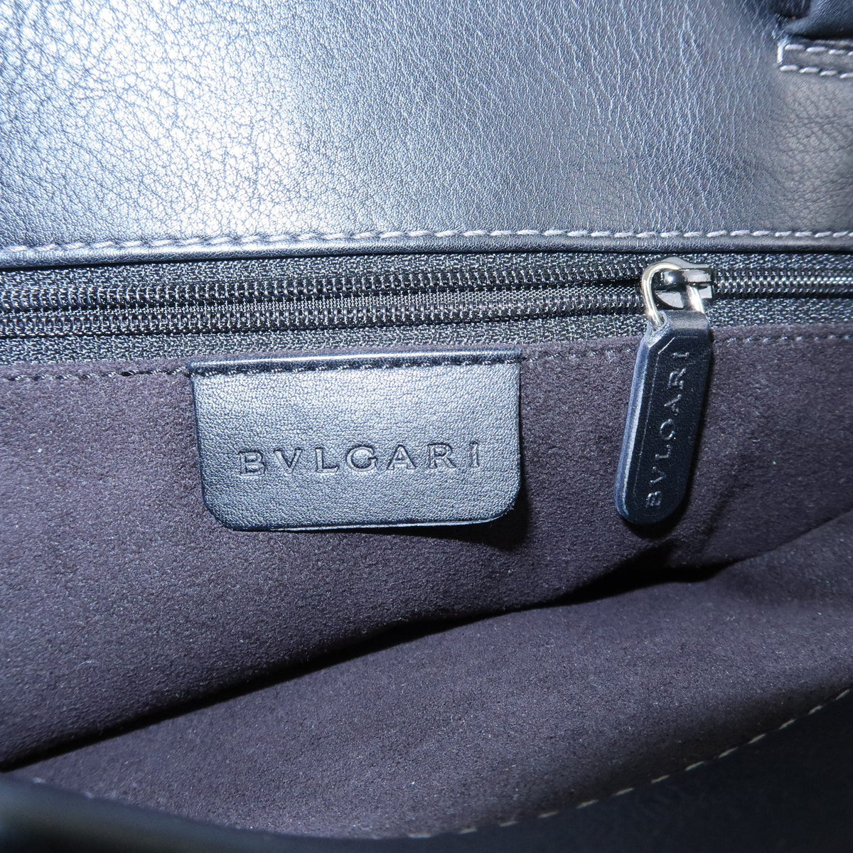 Bvlgari Tote Leather Black Leather Tote Bag Bag (Pre-Owned)