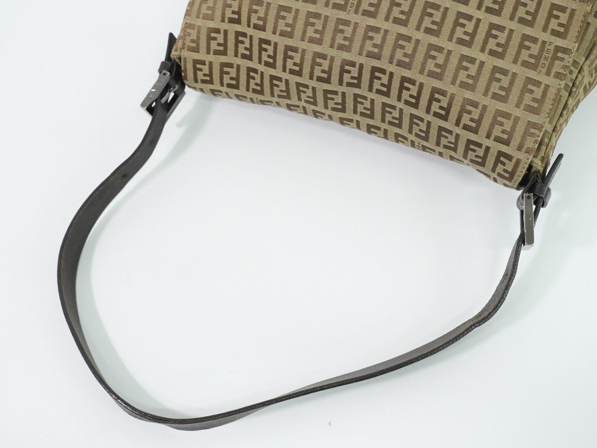 Fendi Zucchino Canvas Mamma Baguette Canvas Brown Canvas Shoulder Bag Bag (Pre-Owned)
