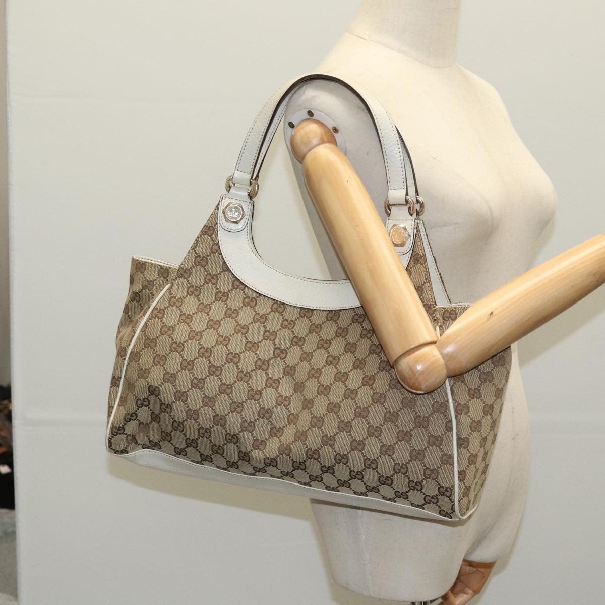 Gucci Beige Canvas Tote Bag (Pre-Owned)