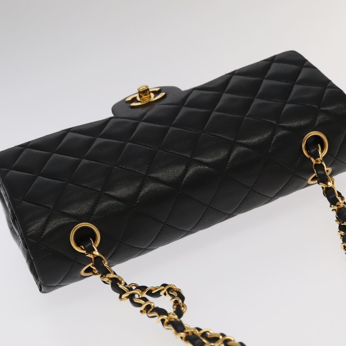 Chanel Timeless 26 Black Leather Shoulder Bag (Pre-Owned)