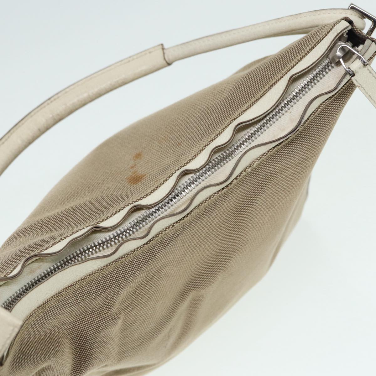 Gucci Soho Beige Canvas Handbag (Pre-Owned)