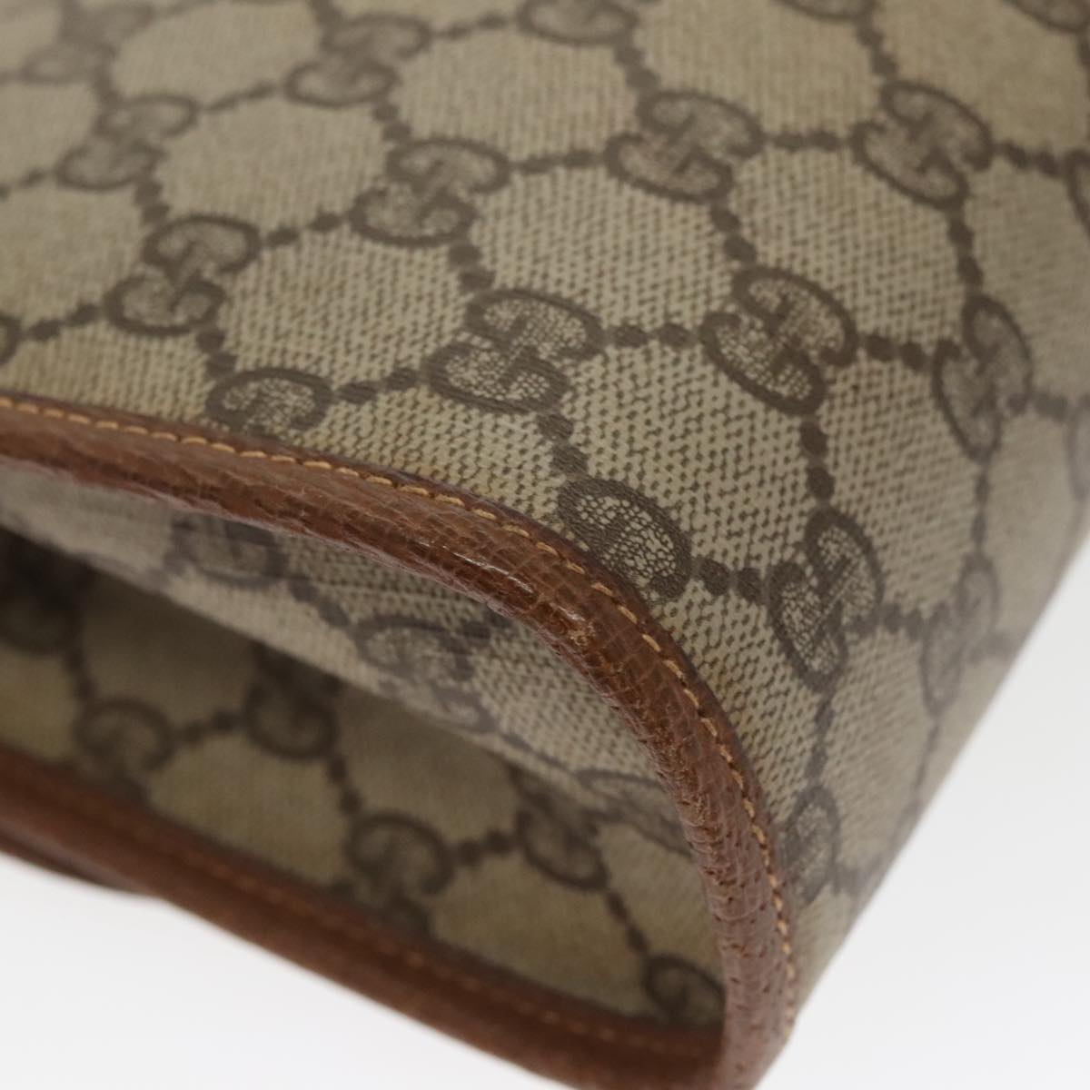 Gucci Gg Supreme Brown Canvas Clutch Bag (Pre-Owned)
