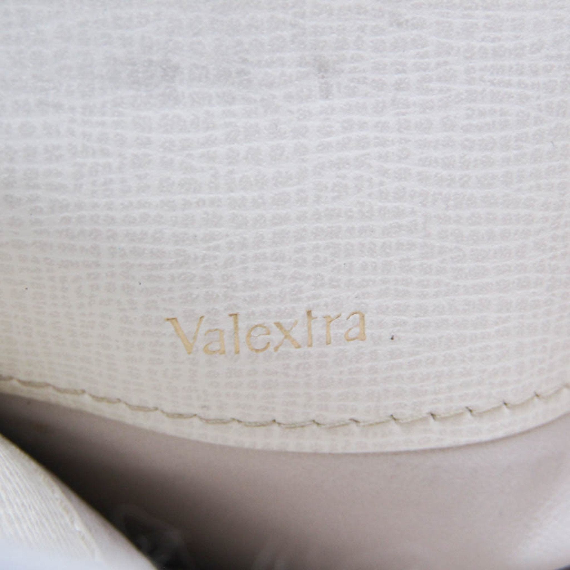 Valextra Beige Leather Wallet  (Pre-Owned)