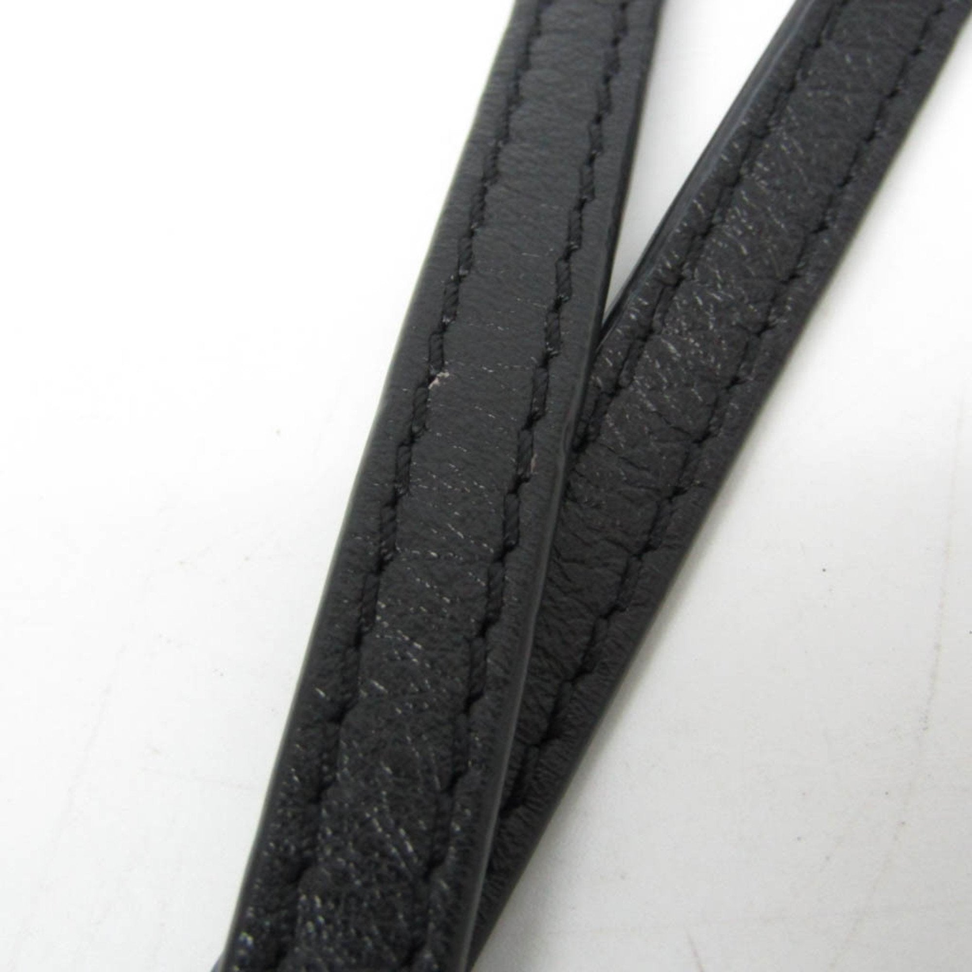 Chloé Black Leather Shoulder Bag (Pre-Owned)