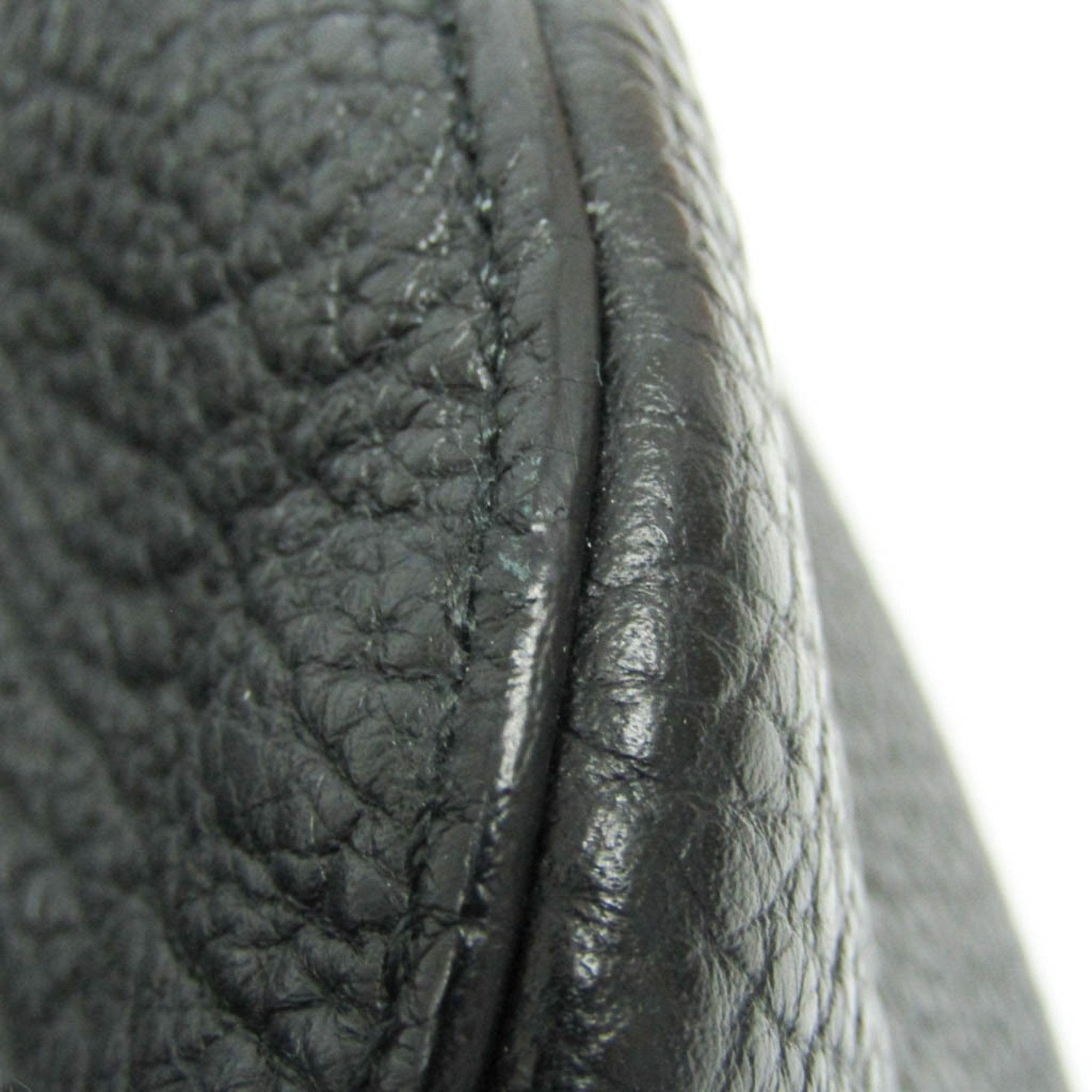 Burberry Black Leather Handbag (Pre-Owned)