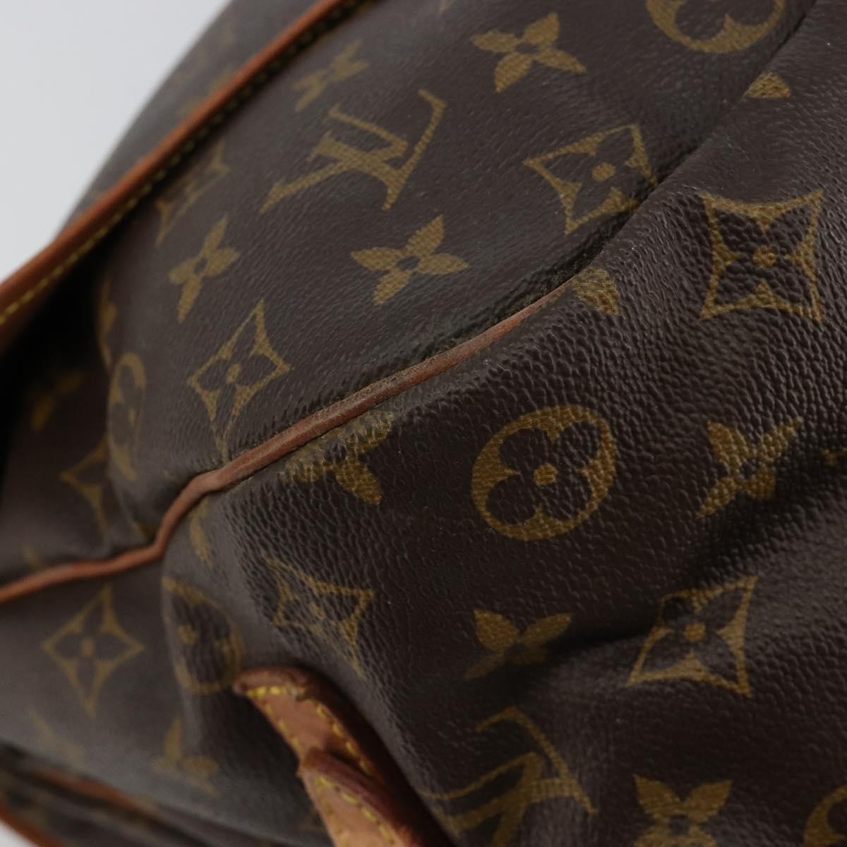 Louis Vuitton Saumur Monogram Canvas Brown Canvas Shoulder Bag Bag (Pre-Owned)