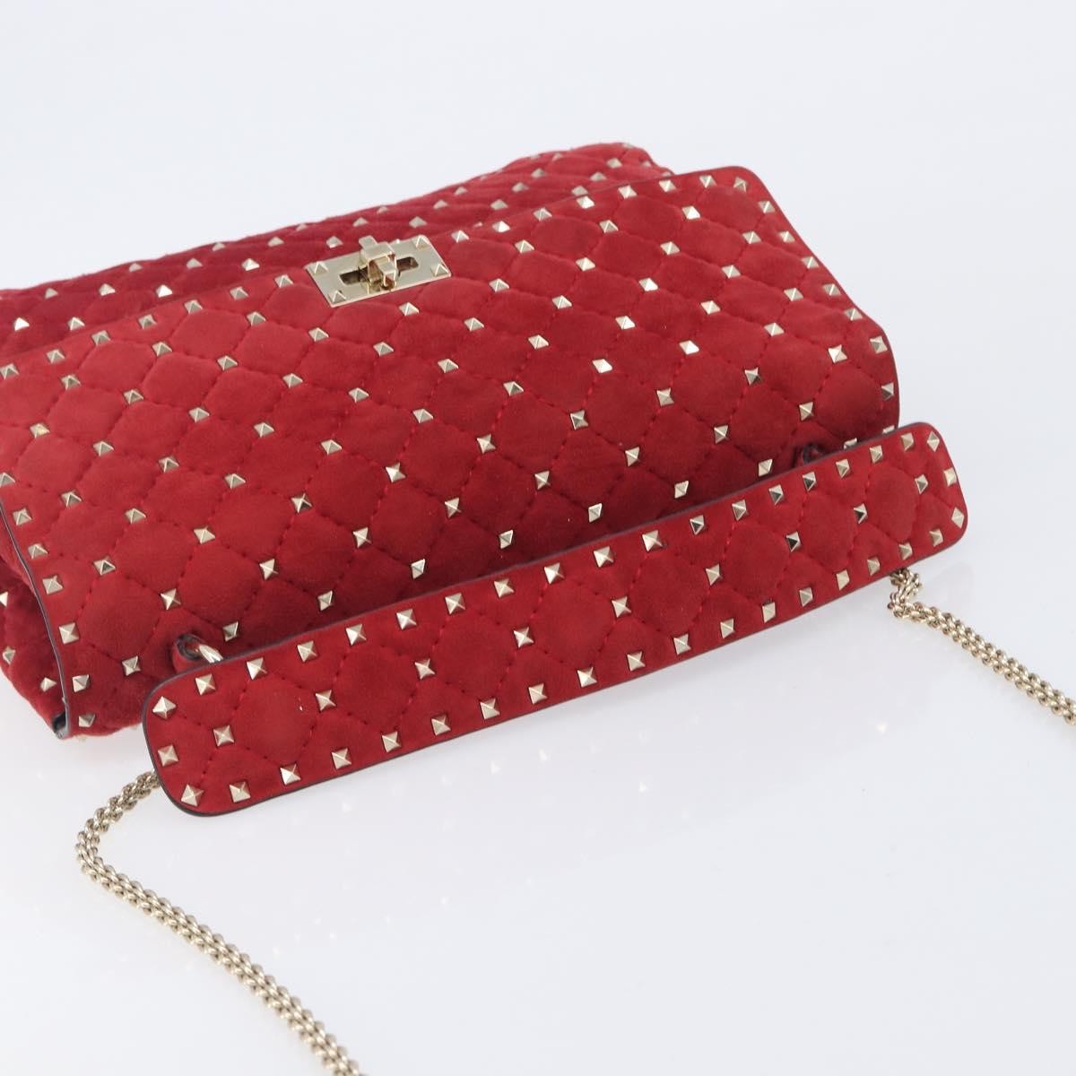 Valentino Garavani Rockstud Spike Flap Quilted Suede Red Suede Handbag (Pre-Owned)