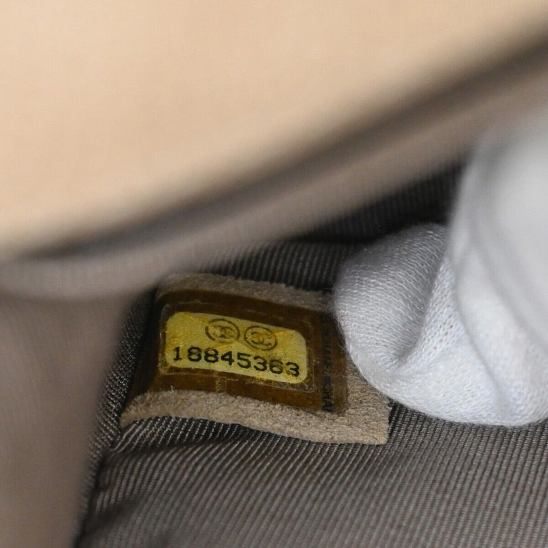 Chanel Boy Beige Leather Shoulder Bag (Pre-Owned)