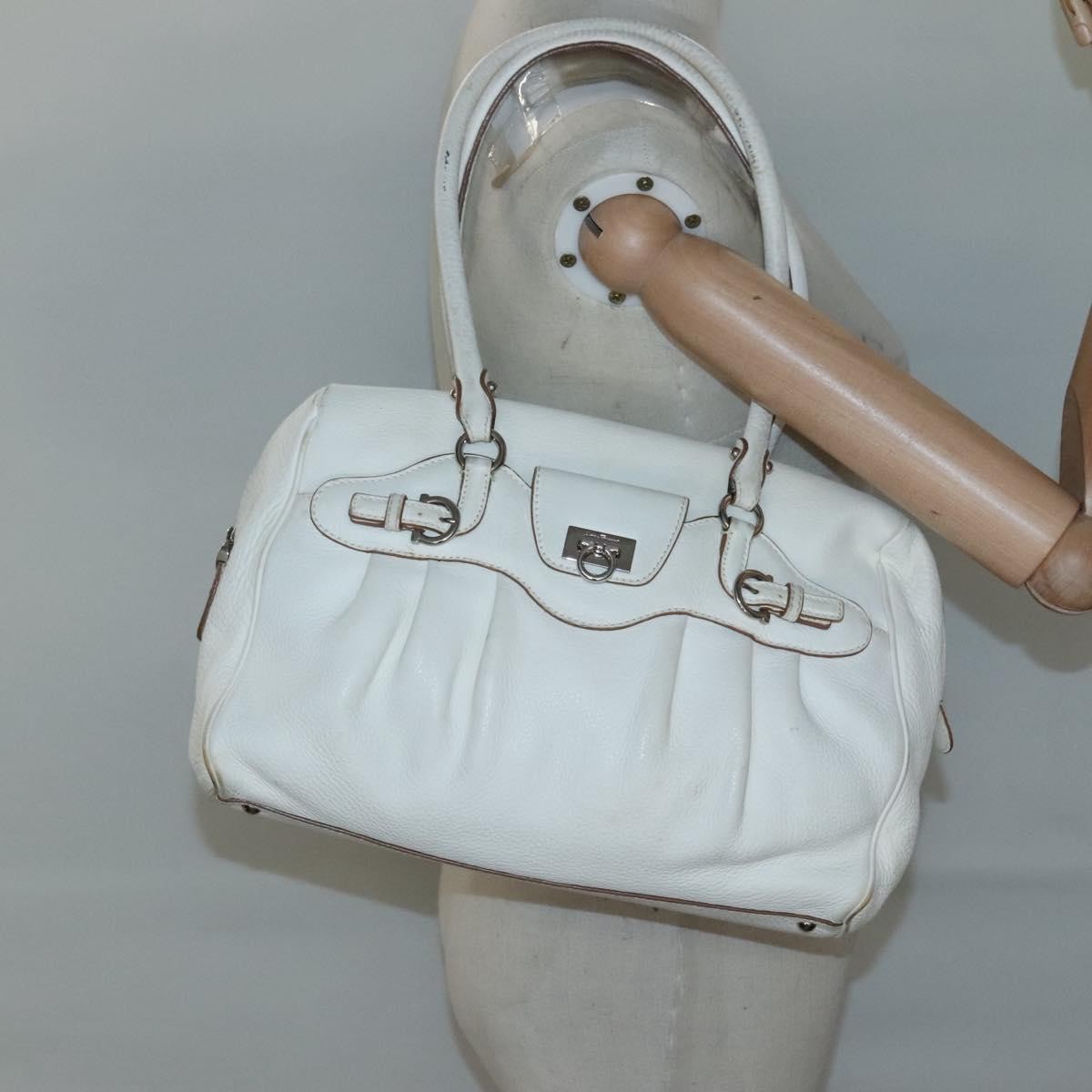 Salvatore Ferragamo Gancini Buckle Leather White Leather Shoulder Bag Bag (Pre-Owned)