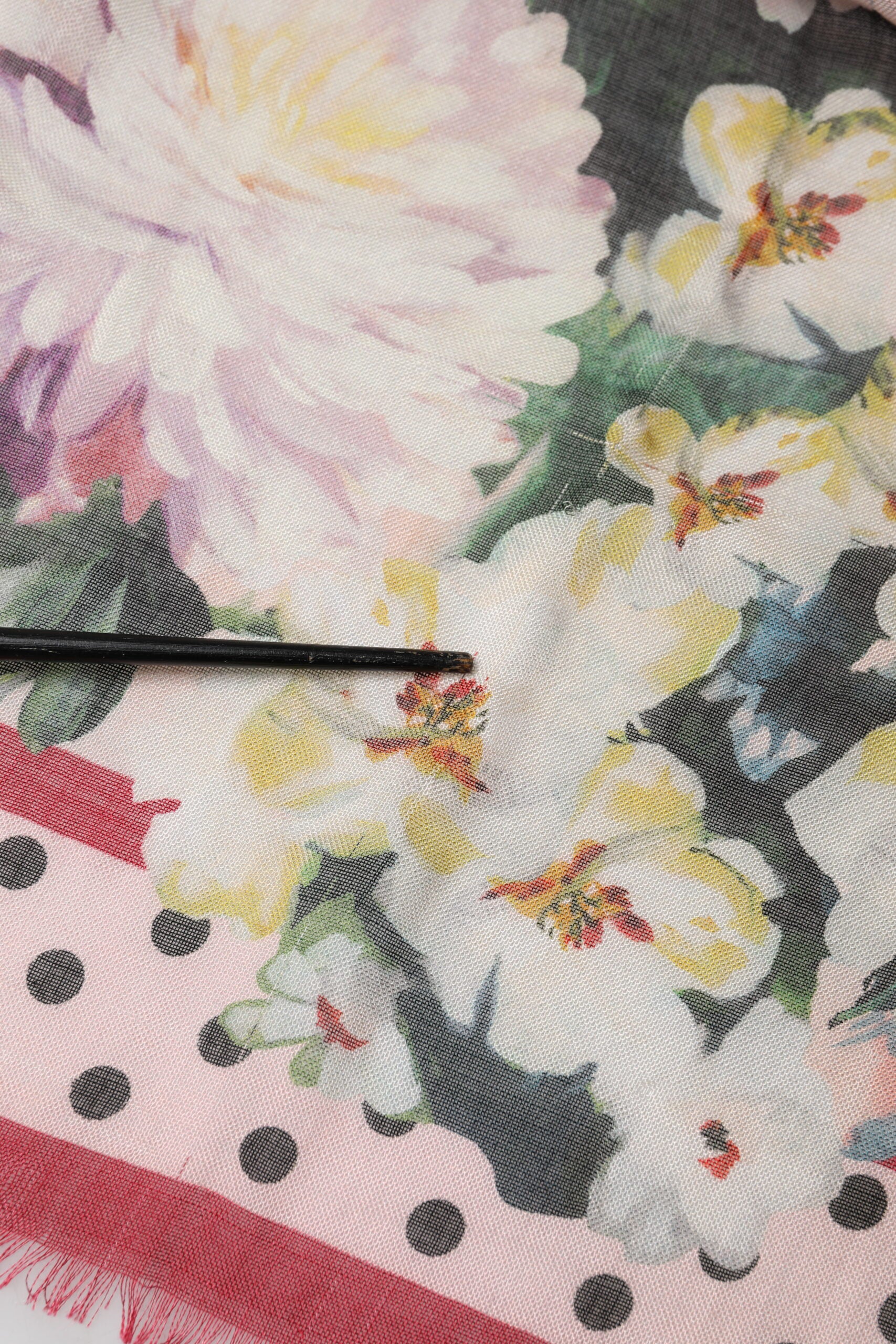 Dolce & Gabbana Multicolor Floral Print Square Stole 133cm x 133cm Women's Scarf (Pre-Owned)