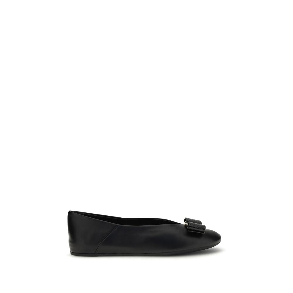 Ferragamo Black Calf Leather Bos Taurus Ballet Women's Flats
