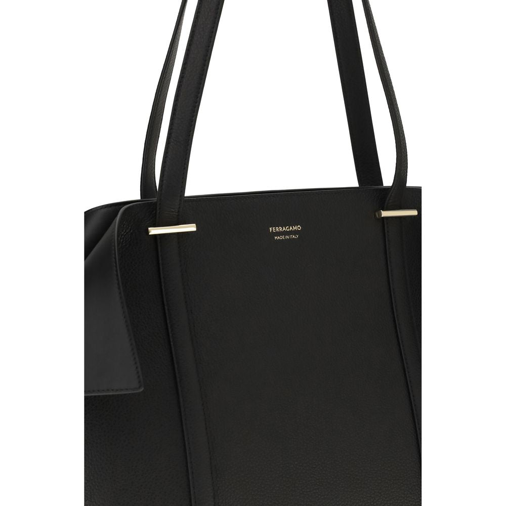 Ferragamo Black Calf Leather Bos Taurus Shoulder Women's Bag