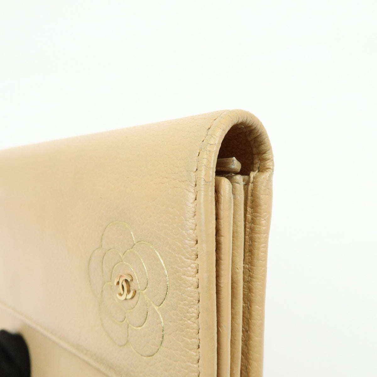 Chanel Camellia Flap Leather Beige Calfskin Wallets Accessory (Pre-Owned)
