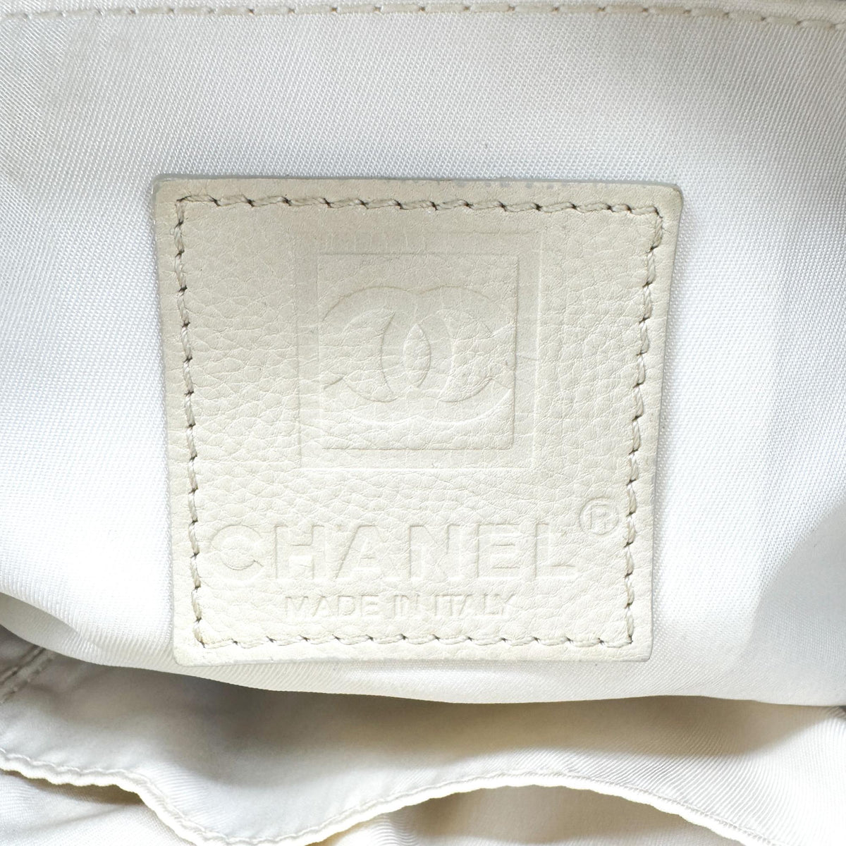 Chanel Sport Line Double Pocket Zip Messenger Leather Beige Leather Crossbody Bag Bag (Pre-Owned)
