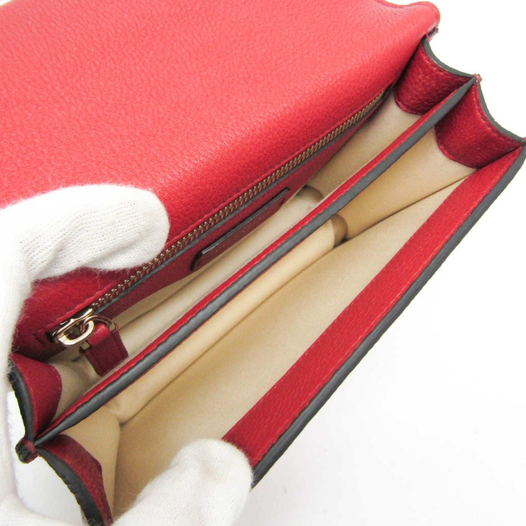 Valentino Garavani Uptown Red Leather Shoulder Bag (Pre-Owned)