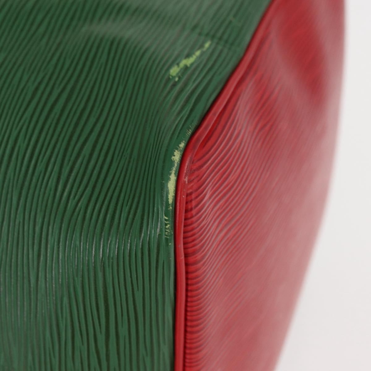 Louis Vuitton Bicolor Petit Noe Epi Leather Green Leather Shoulder Bag Bag (Pre-Owned)