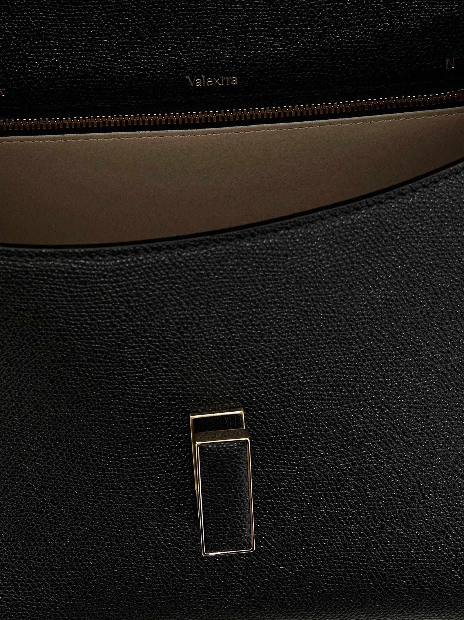 Valextra Black Calfskin Women's Handbag