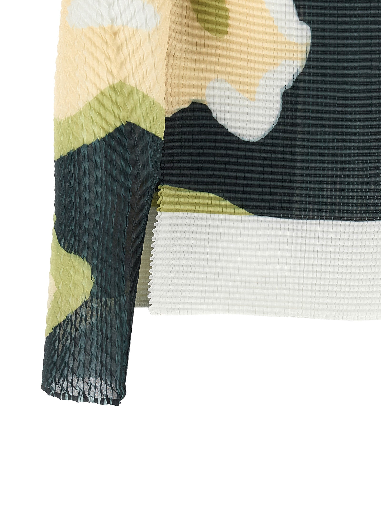 Issey Miyake Black Polyester Women's Cardigan