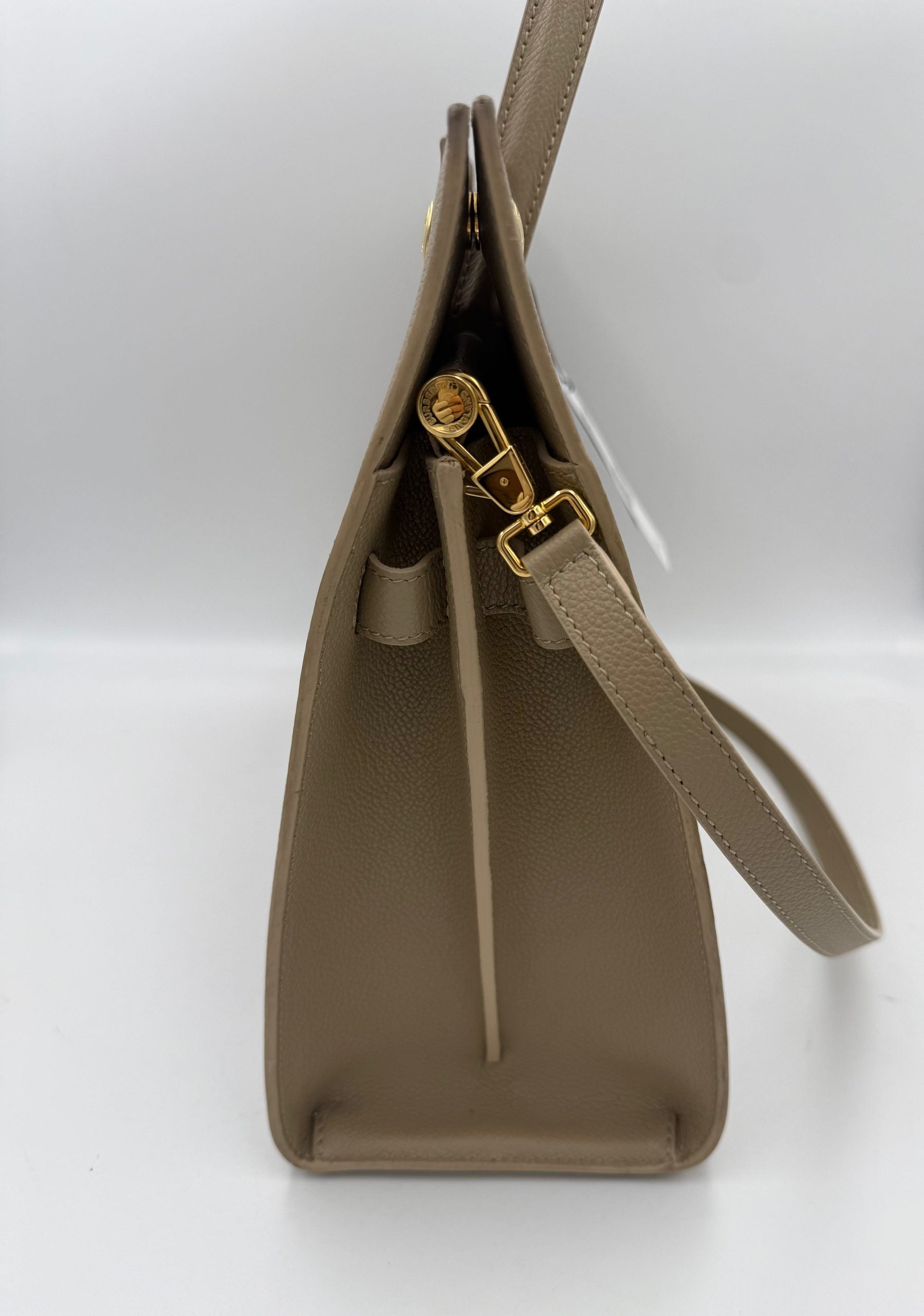 Burberry BURBERRY TITLE BAG Women's Tote (Pre-Owned)