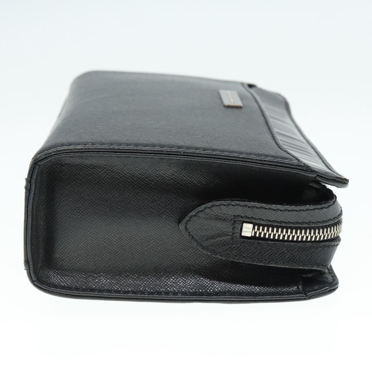 Burberry Black Leather Clutch Bag (Pre-Owned)