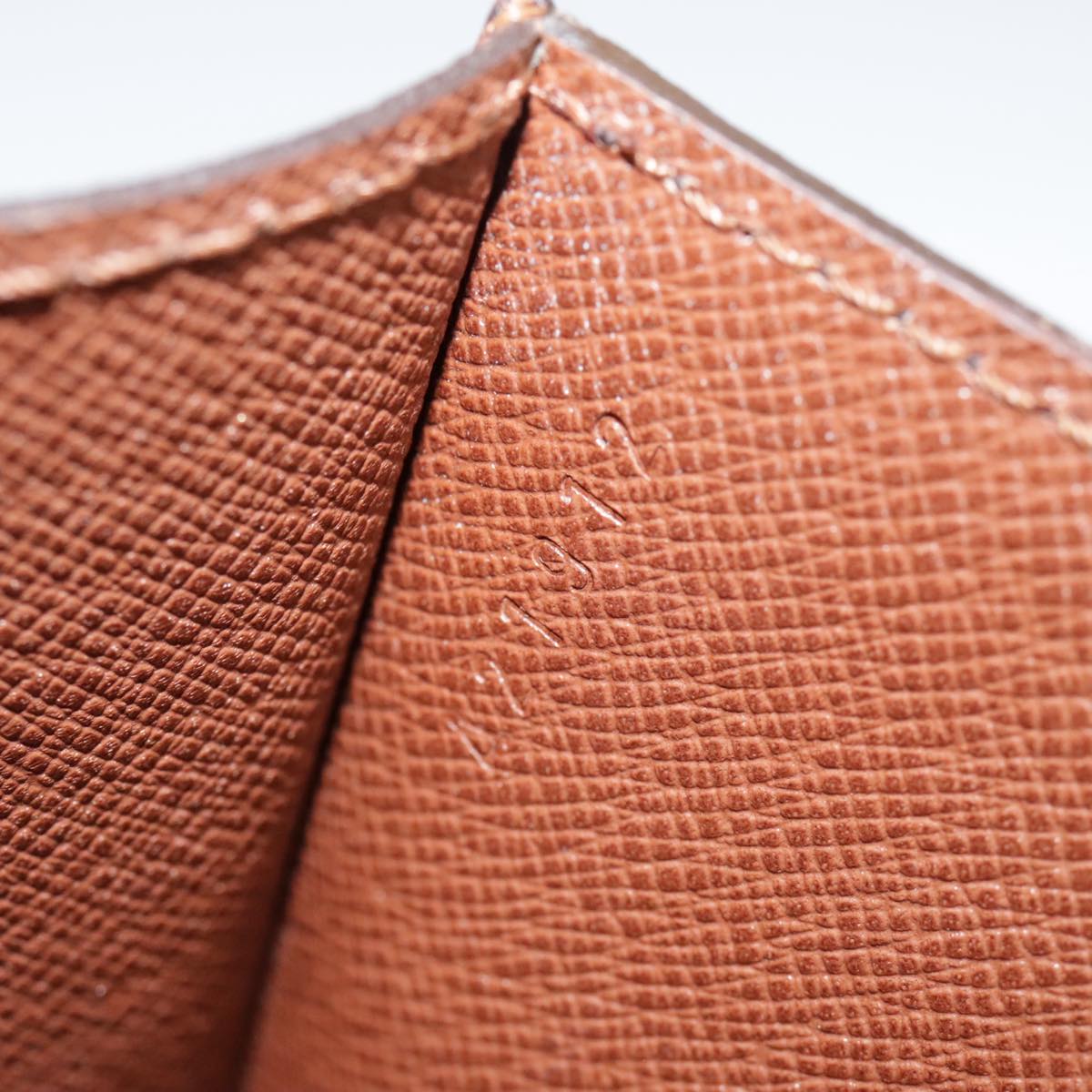 Louis Vuitton Arche Brown Canvas Shoulder Bag (Pre-Owned)