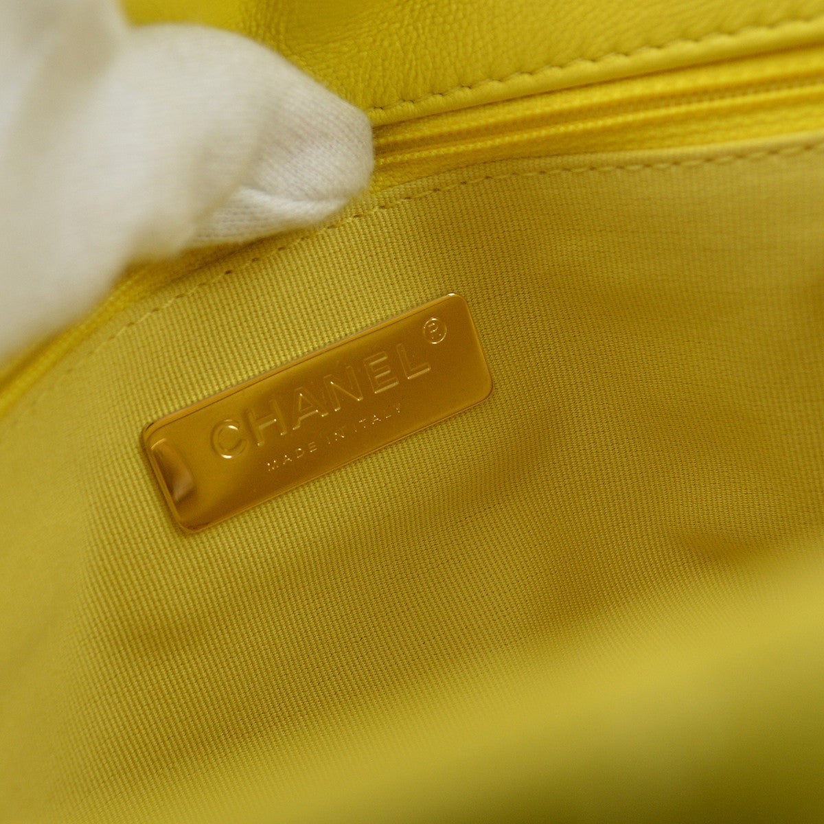 Chanel 19 Flap Bag Quilted Lambskin Yellow Leather Shoulder Bag Bag (Pre-Owned)