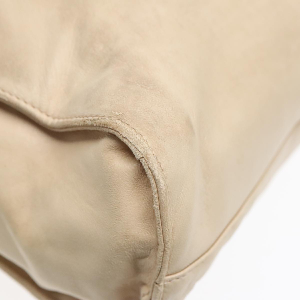 Prada Beige Leather Shoulder Bag (Pre-Owned)