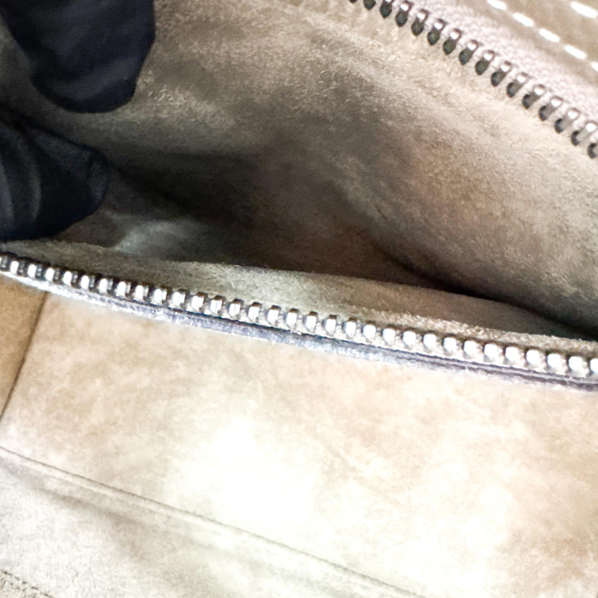 Celine Luggage Grainy Leather Brown Leather Handbag (Pre-Owned)
