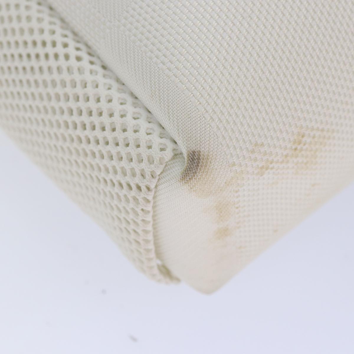 Louis Vuitton Weathery White Canvas Shoulder Bag (Pre-Owned)