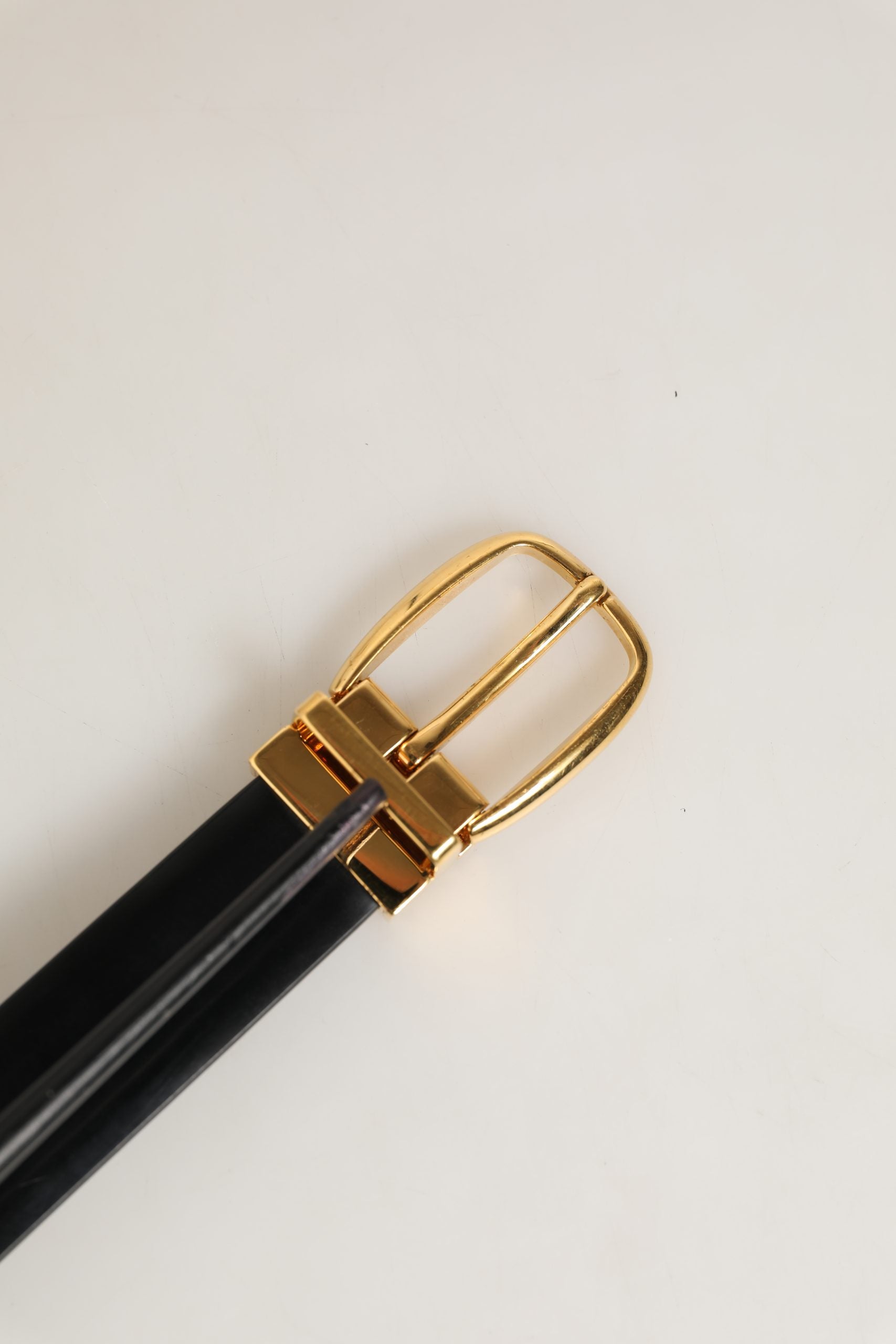 Dolce & Gabbana Black Leather Gold Tone Metal Buckle Men's Belt (Pre-Owned)