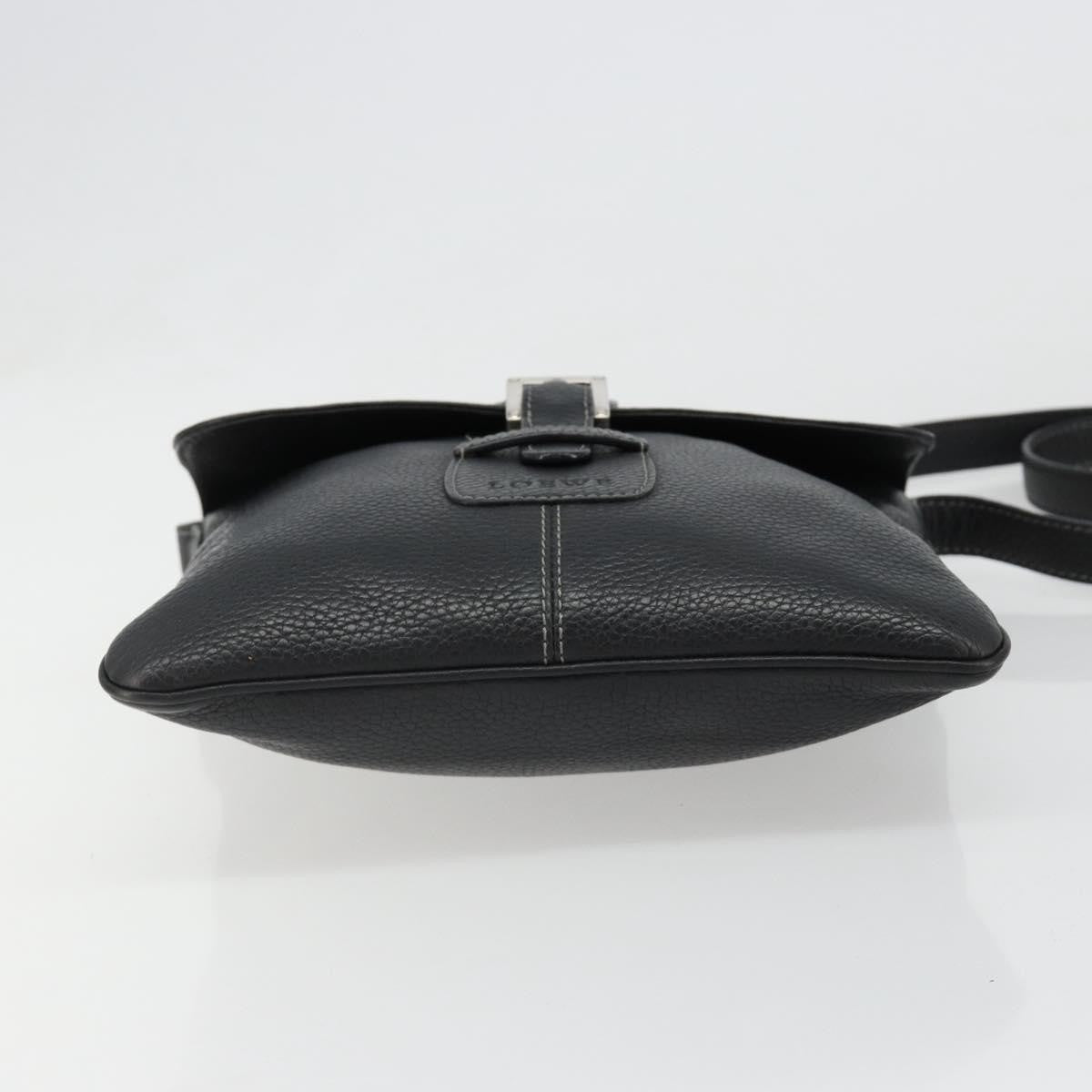 Loewe Vintage Leather Black Leather Shoulder Bag Bag (Pre-Owned)