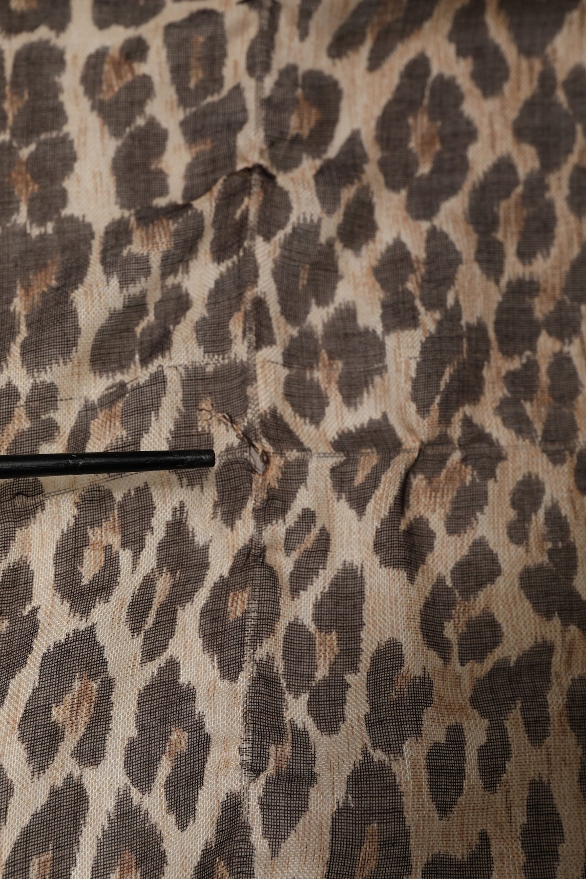 Dolce & Gabbana Brown Leopard Cashmere Shawl Stole Women's Scarf (Pre-Owned)