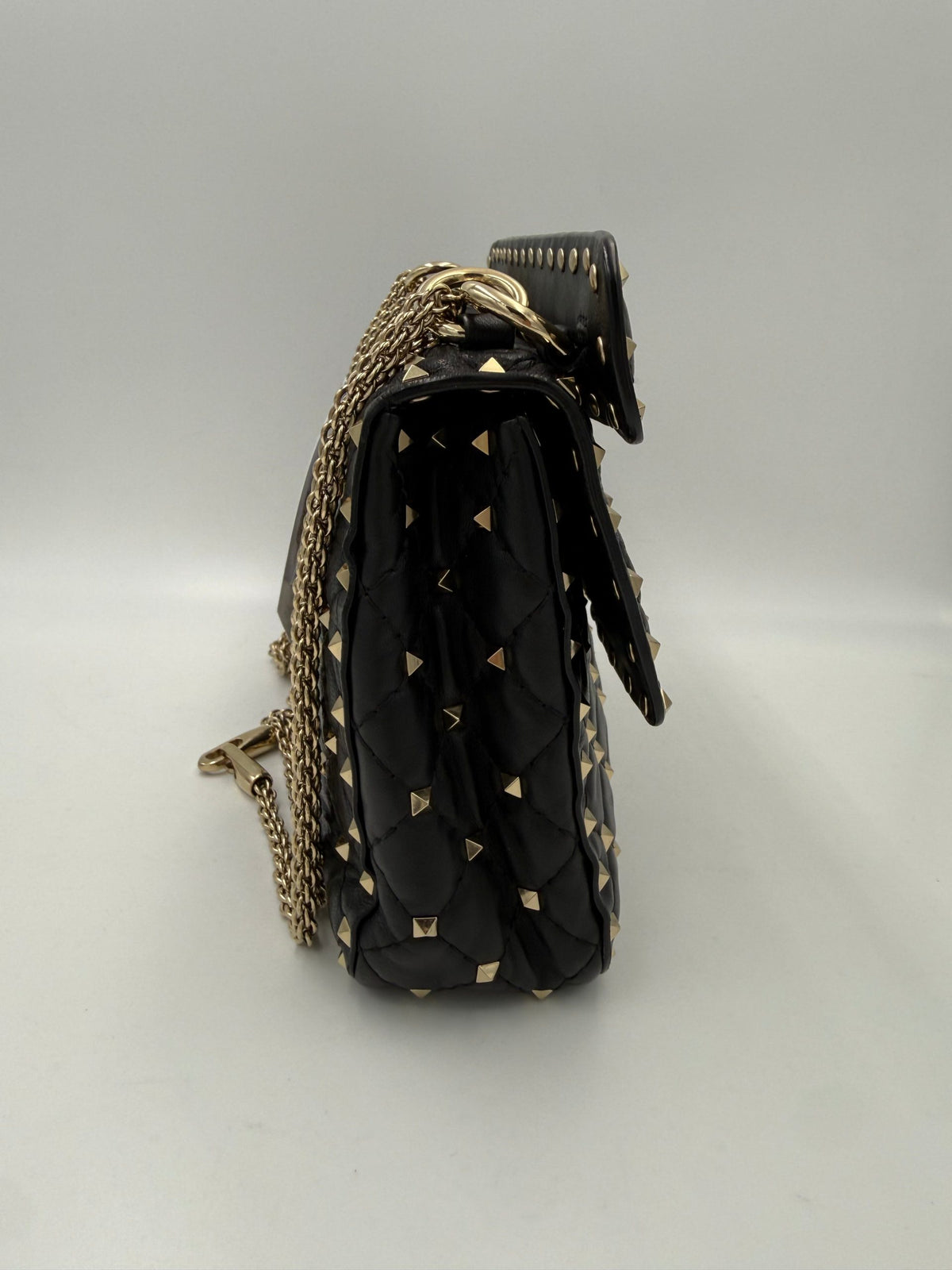 Valentino Garavani VALENTINO GARAVANI Rockstud Spike Black Women's Handbag (Pre-Owned)