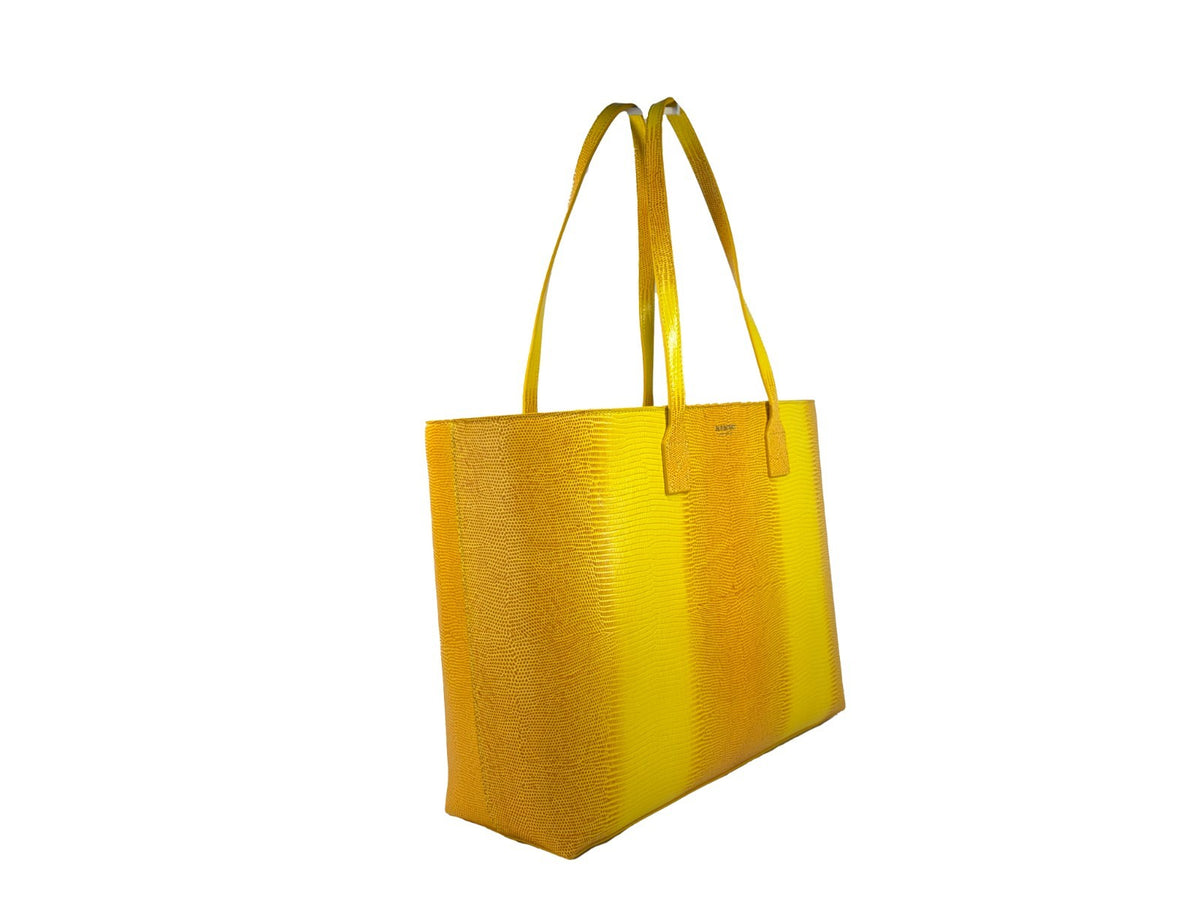 Burberry Burberry Medium London Tote Women's Bag