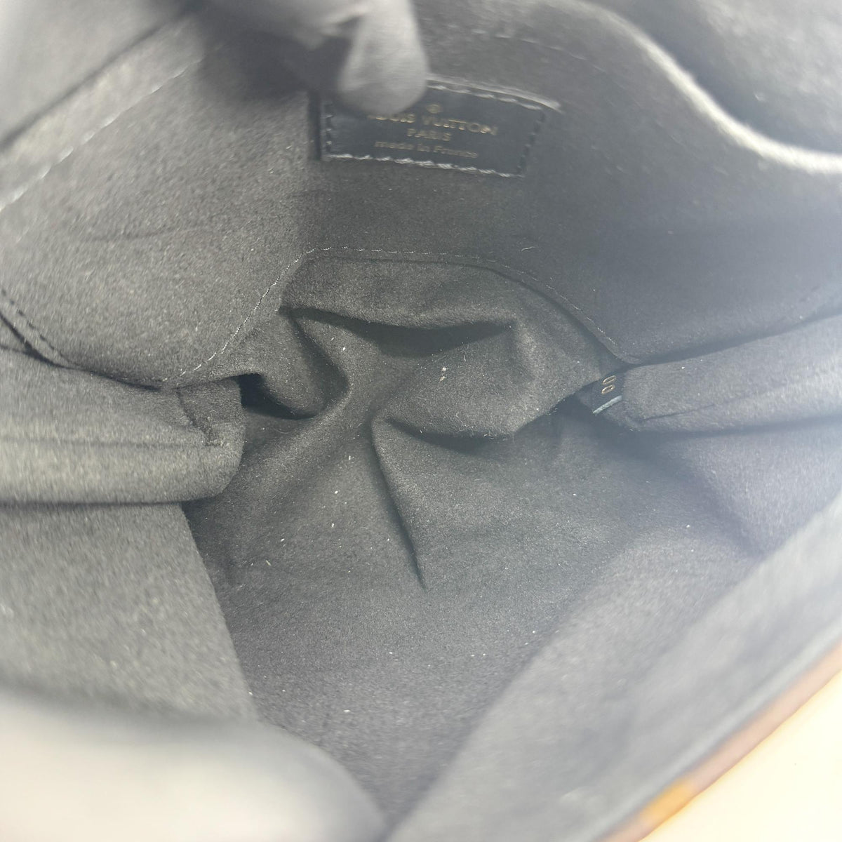 Louis Vuitton Locky Monogram Canvas With Leather Black Canvas Handbag (Pre-Owned)