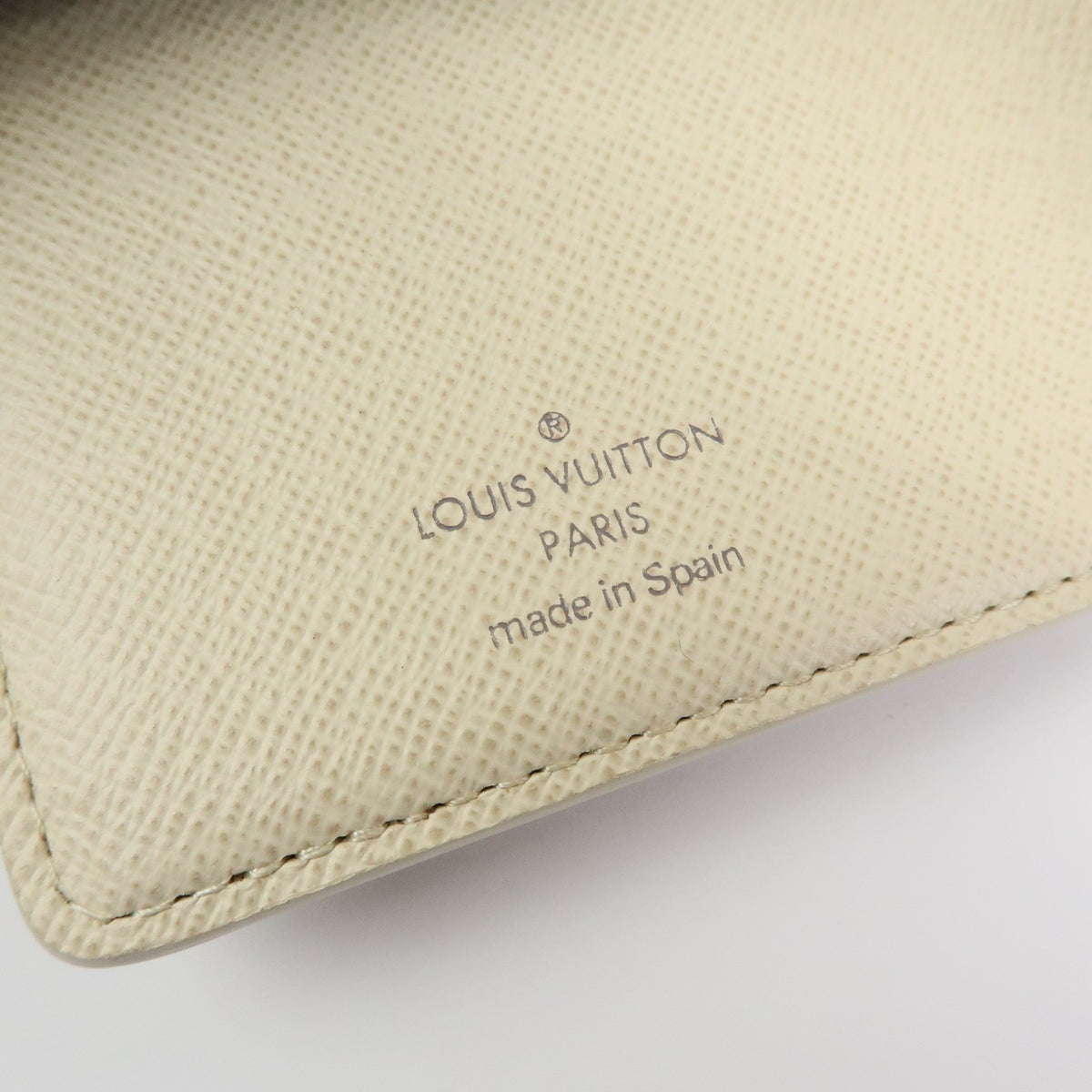 Louis Vuitton Koala Damier Beige Canvas Wallets Accessory (Pre-Owned)