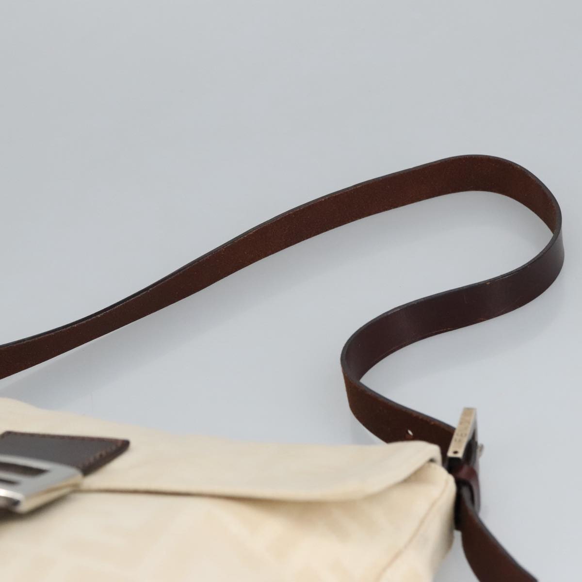 Fendi Zucchino Beige Canvas Shoulder Bag (Pre-Owned)