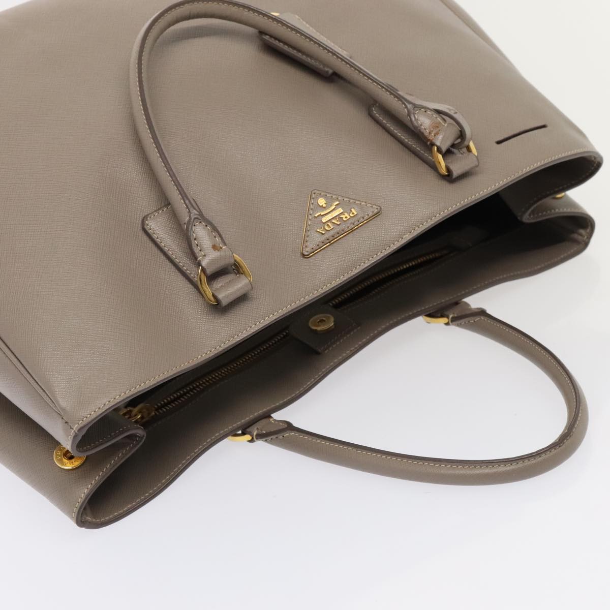 Prada Saffiano Beige Leather Handbag (Pre-Owned)