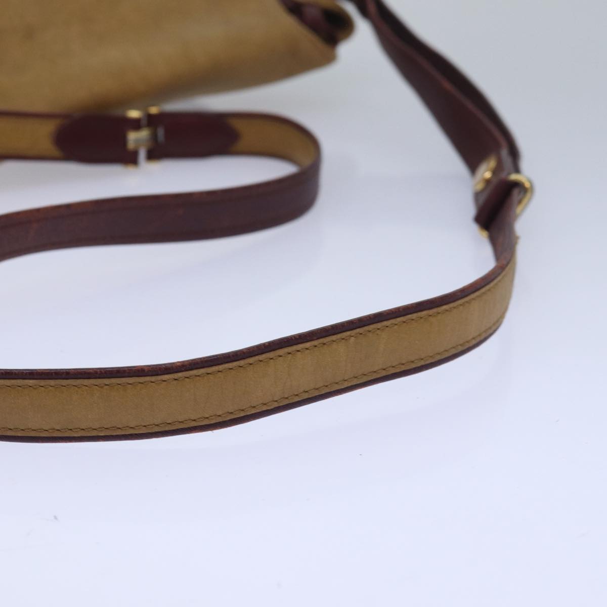 Cartier Must De Cartier Beige Leather Shoulder Bag (Pre-Owned)