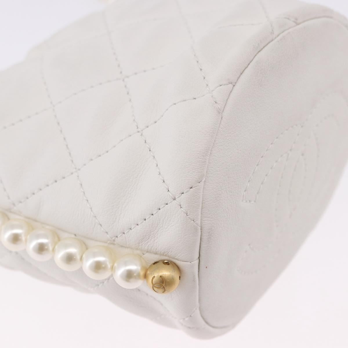 Chanel About Pearls Bucket Quilted Calfskin White Leather Shoulder Bag Bag (Pre-Owned)