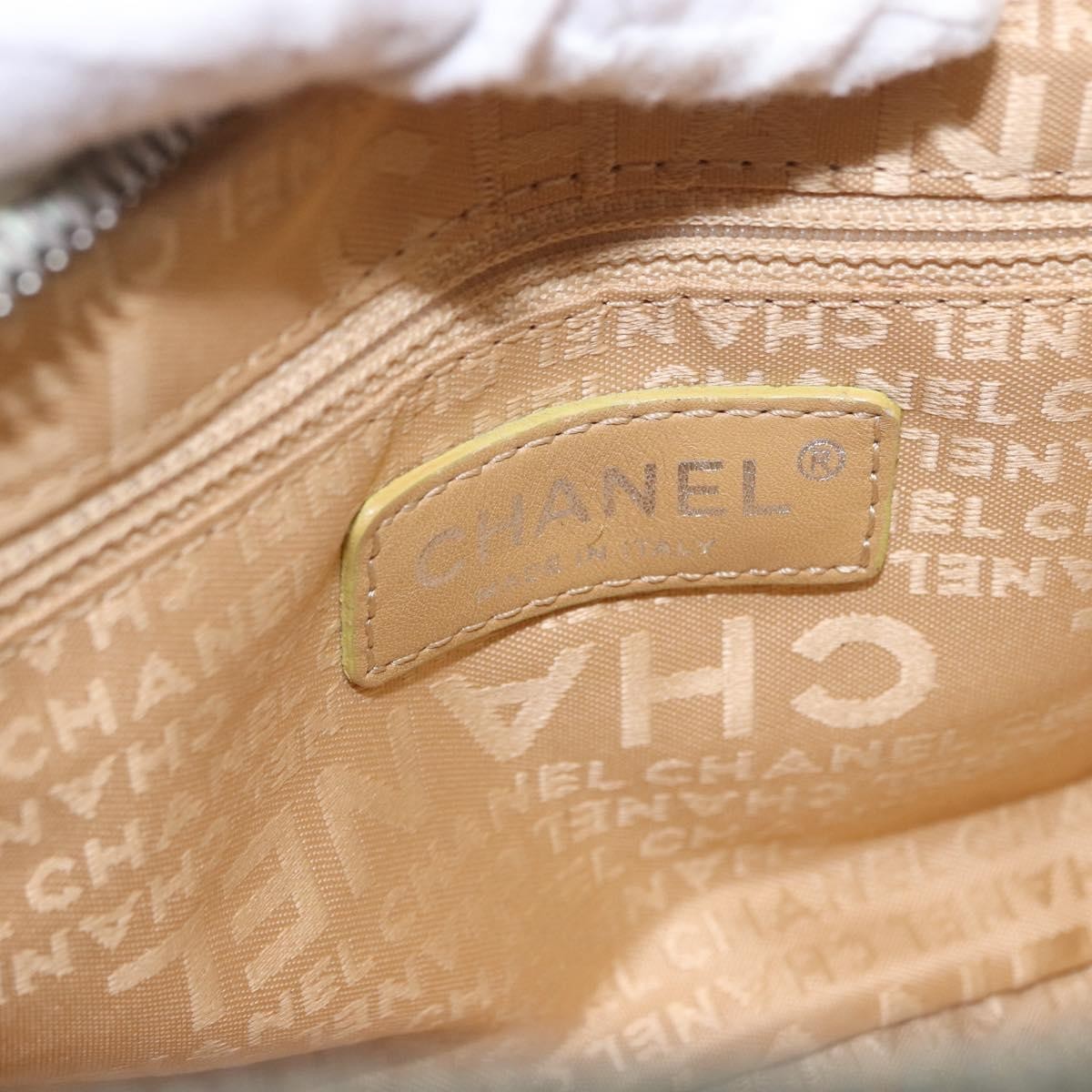 Chanel Lax Tassel Pebbled Leather White Leather Handbag (Pre-Owned)