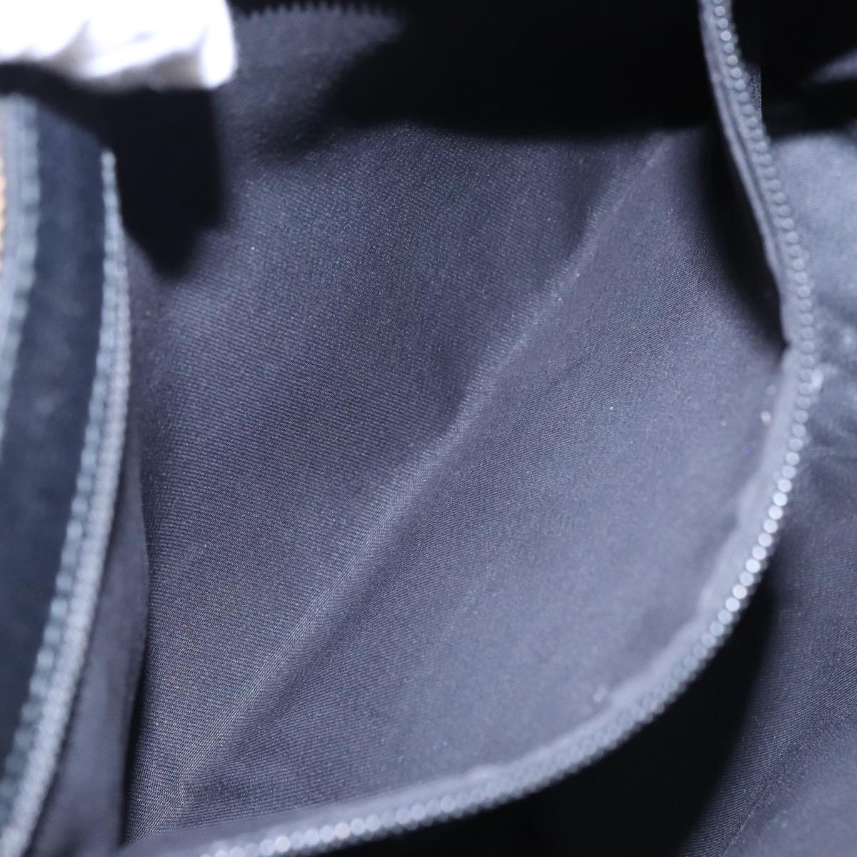 Gucci Black Canvas Shoulder Bag (Pre-Owned)